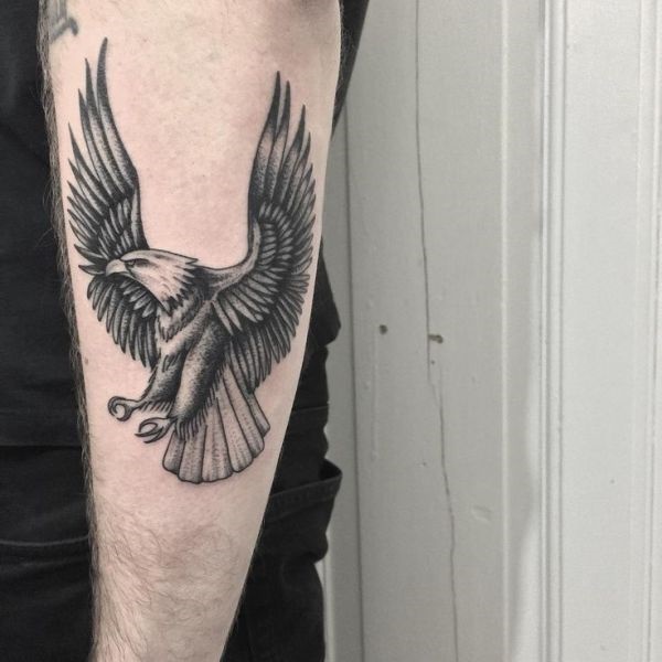 Small Eagle Tattoo Designs And Ideas For Men