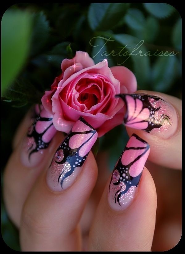 Elegant Flower Nail Designs For Summer