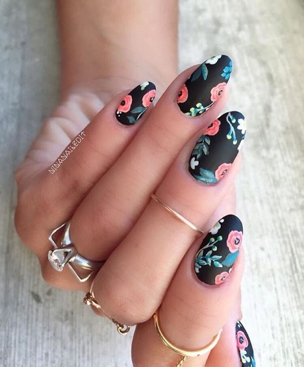 Elegant Flower Nail Designs For Summer