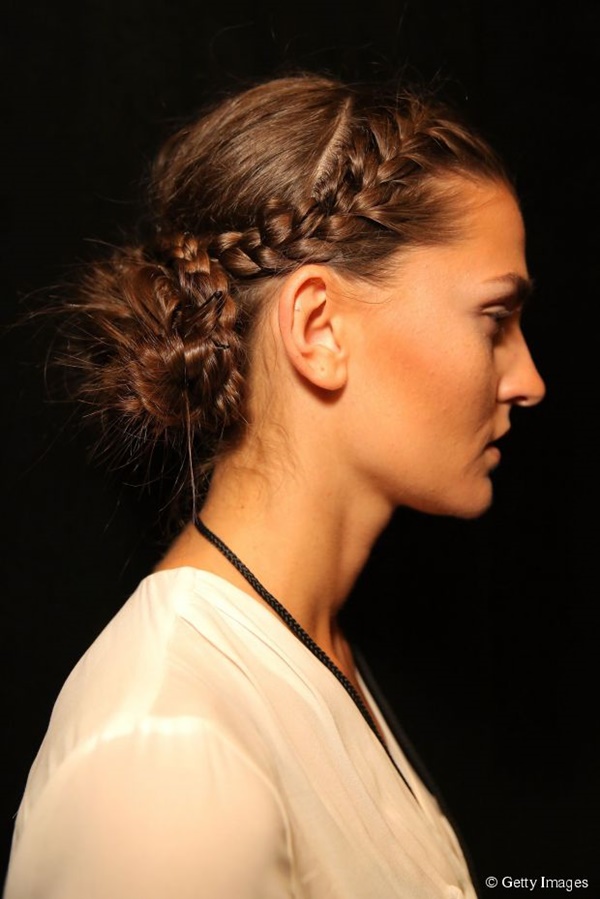 Perfect Messy Bun Hairstyles For All Occasions