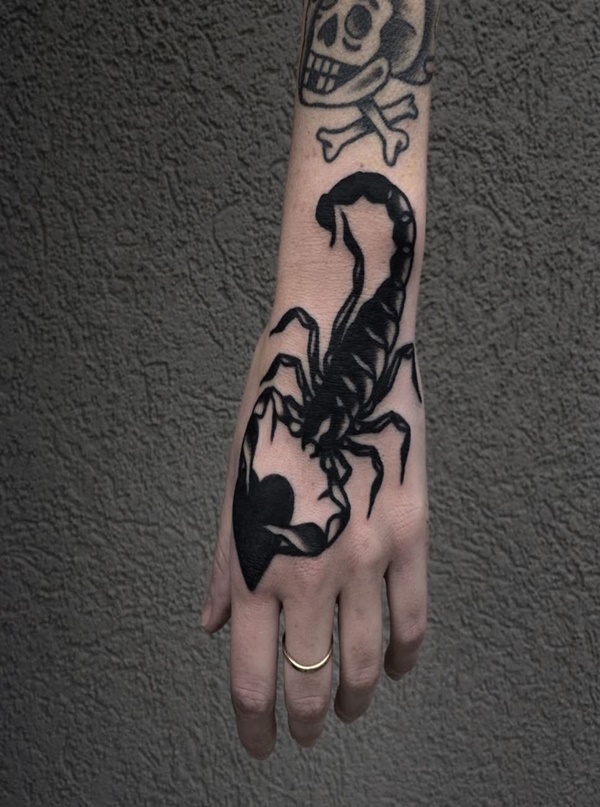 Stunning Scorpion Tattoo Designs For Men and Woman